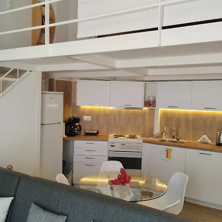 Center Loft * Spata (East Attica)